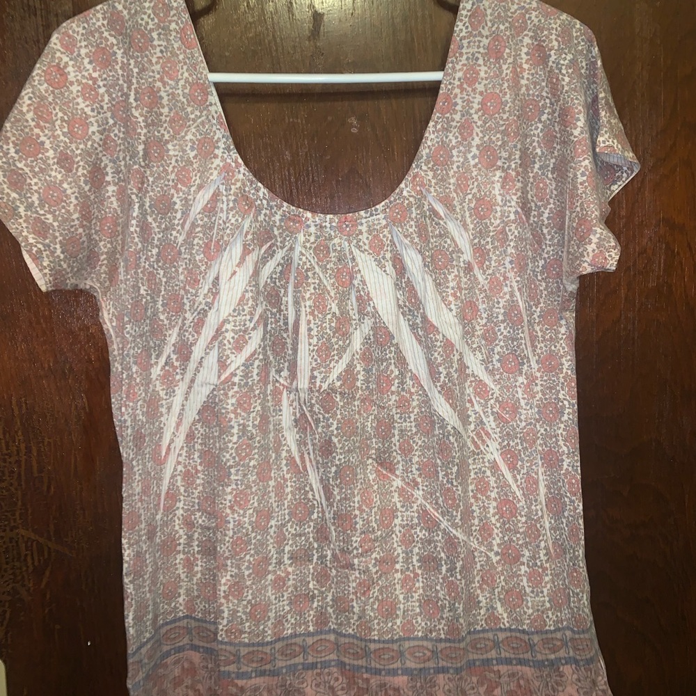 Multi Colored Pattern Top - Picture 4 of 4